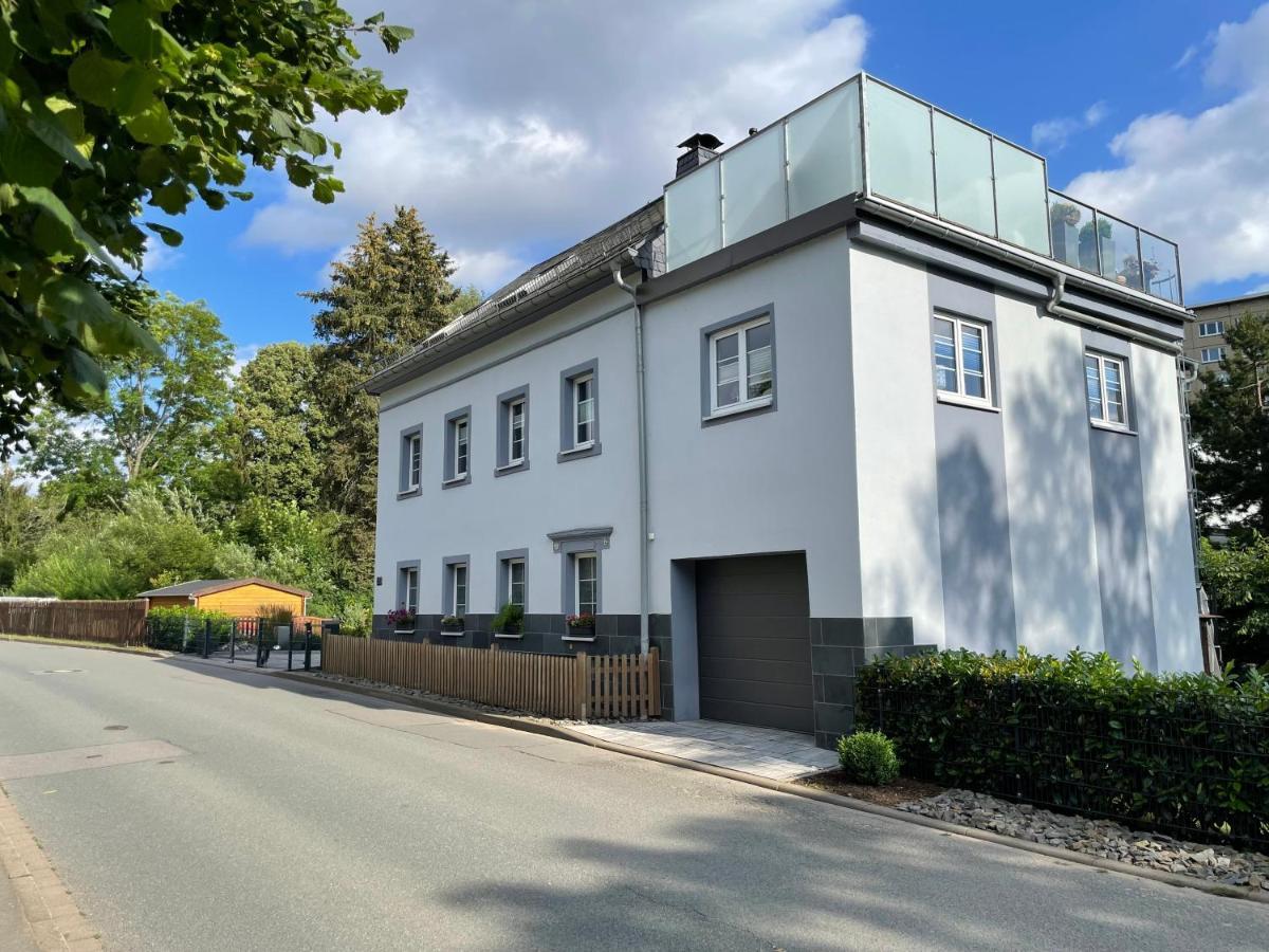 Ferienhaus Villa Adelsberg Mit Dachterrasse In Zentraler Lage Fuer Bis Zu 10 Personen 켐니츠 외부 사진