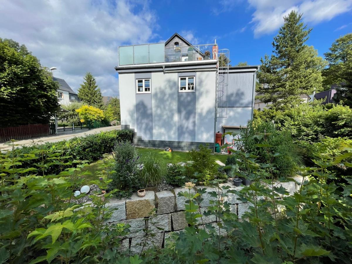 Ferienhaus Villa Adelsberg Mit Dachterrasse In Zentraler Lage Fuer Bis Zu 10 Personen 켐니츠 외부 사진