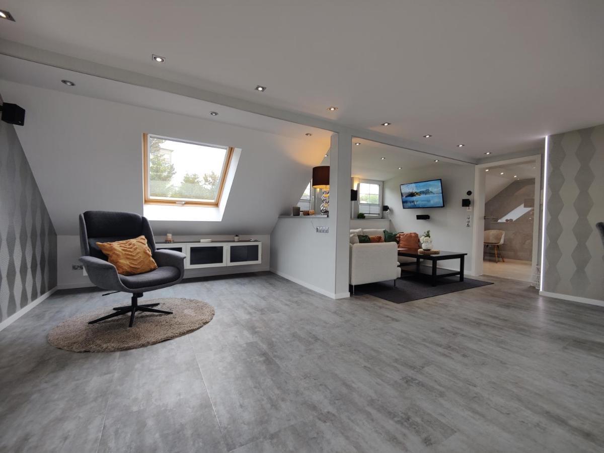 Ferienhaus Villa Adelsberg Mit Dachterrasse In Zentraler Lage Fuer Bis Zu 10 Personen 켐니츠 외부 사진