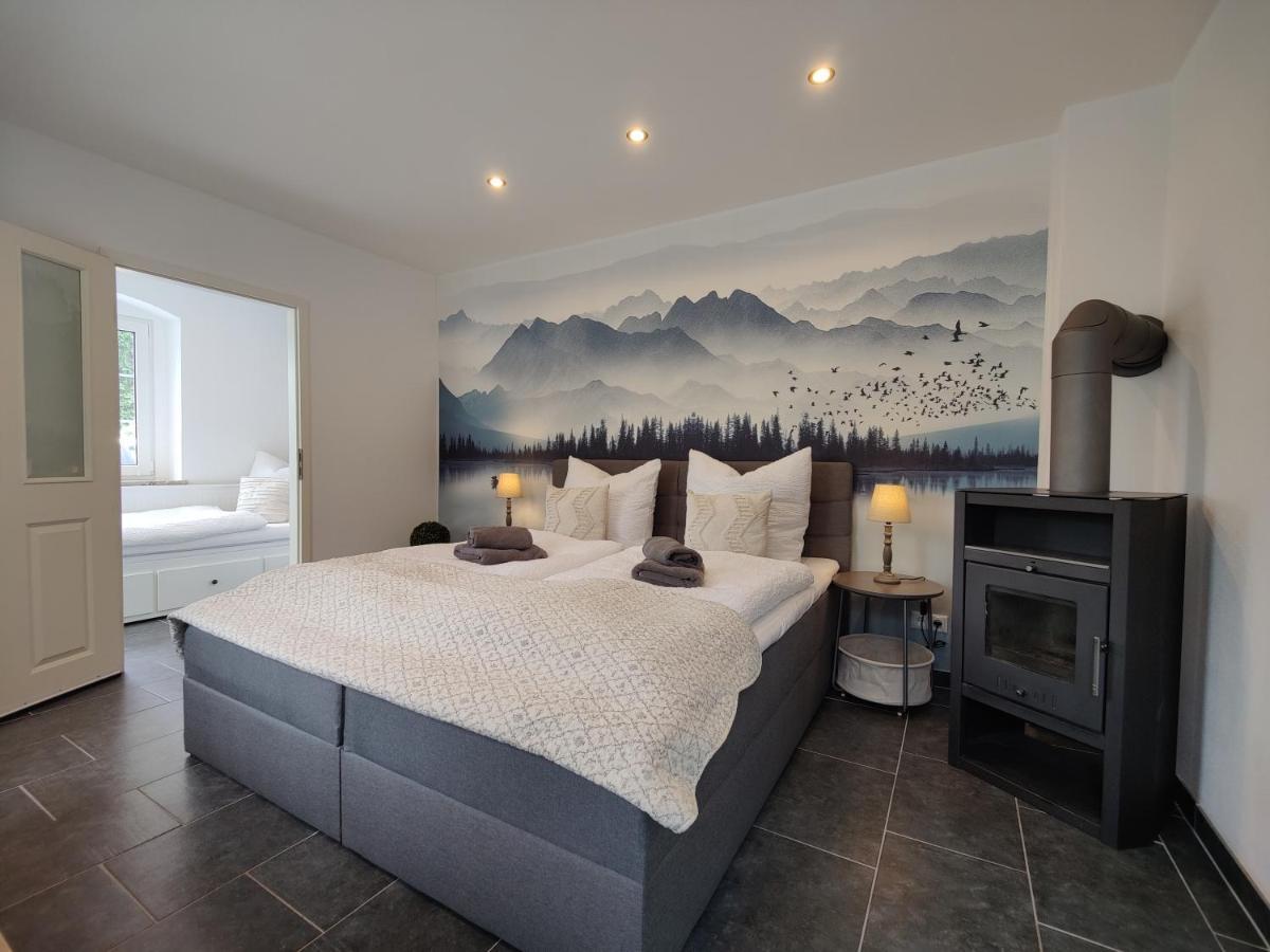 Ferienhaus Villa Adelsberg Mit Dachterrasse In Zentraler Lage Fuer Bis Zu 10 Personen 켐니츠 외부 사진