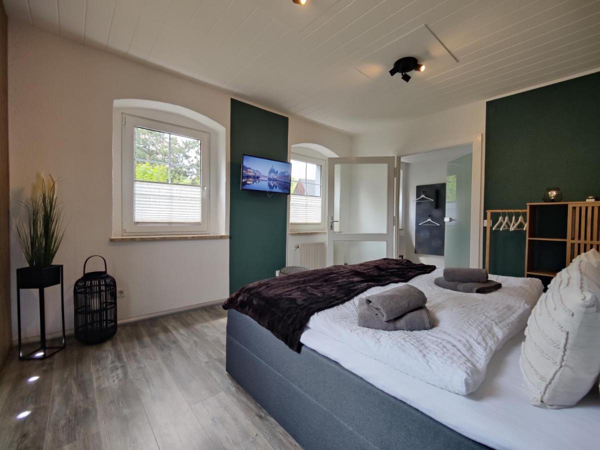 Ferienhaus Villa Adelsberg Mit Dachterrasse In Zentraler Lage Fuer Bis Zu 10 Personen 켐니츠 외부 사진