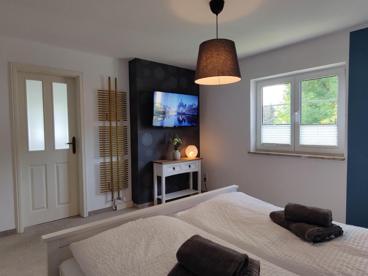 Ferienhaus Villa Adelsberg Mit Dachterrasse In Zentraler Lage Fuer Bis Zu 10 Personen 켐니츠 외부 사진